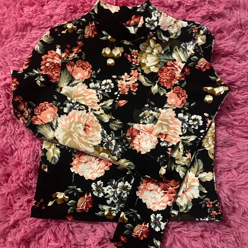 Floral Top and Bottom - Picture 3 of 5